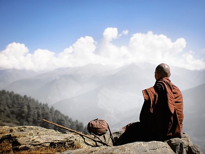 vipassana meditation, meditación, budismo, monje meditando